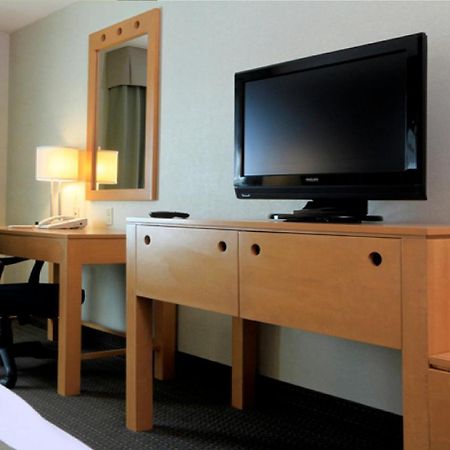 Holiday Inn Express & Suites Monterrey Aeropuerto By Ihg Apodaca Екстериор снимка