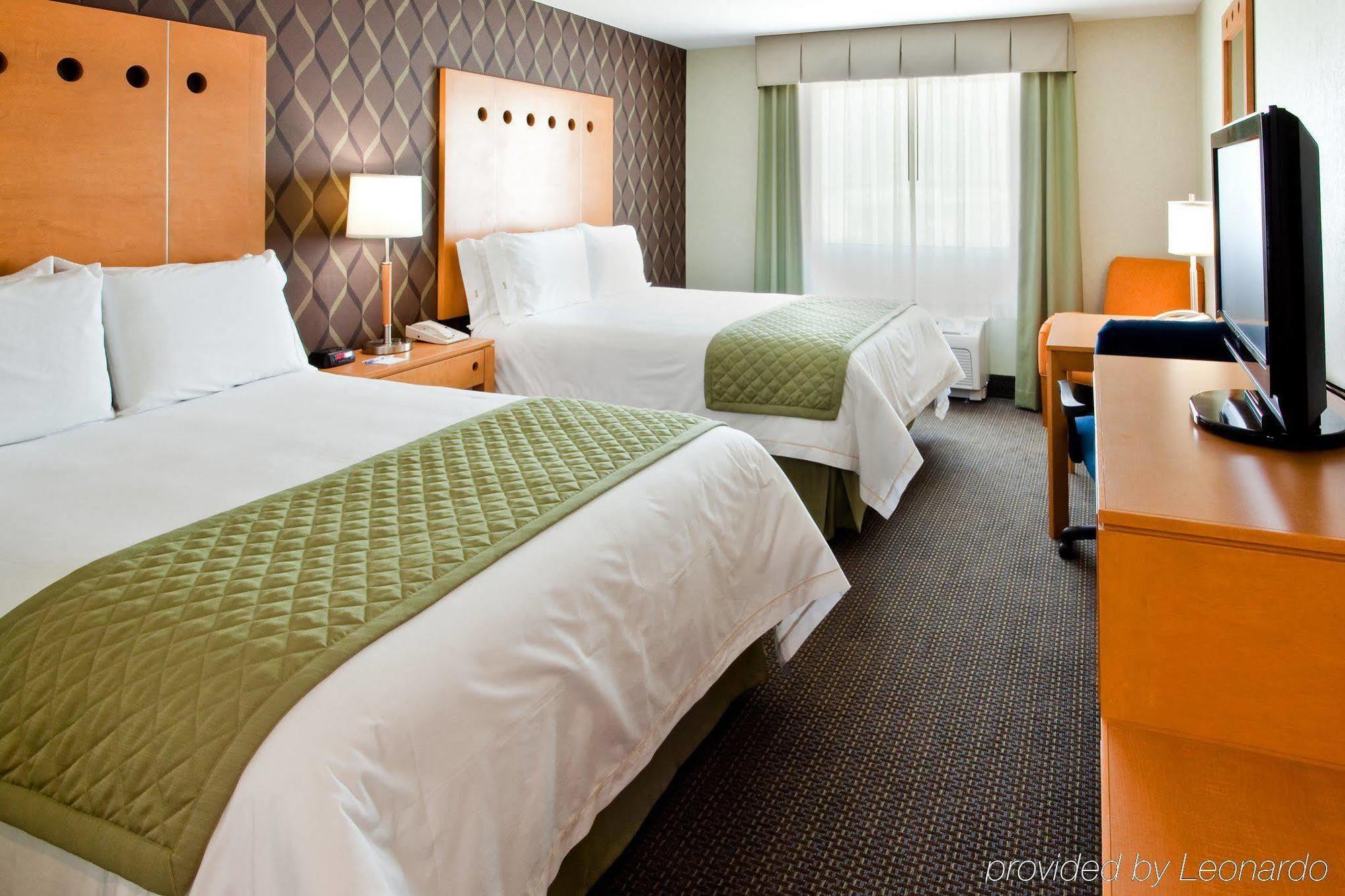 Holiday Inn Express & Suites Monterrey Aeropuerto By Ihg Apodaca Стая снимка