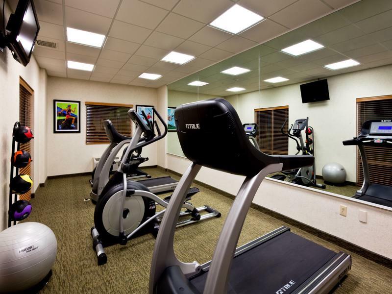 Holiday Inn Express & Suites Monterrey Aeropuerto By Ihg Apodaca Екстериор снимка