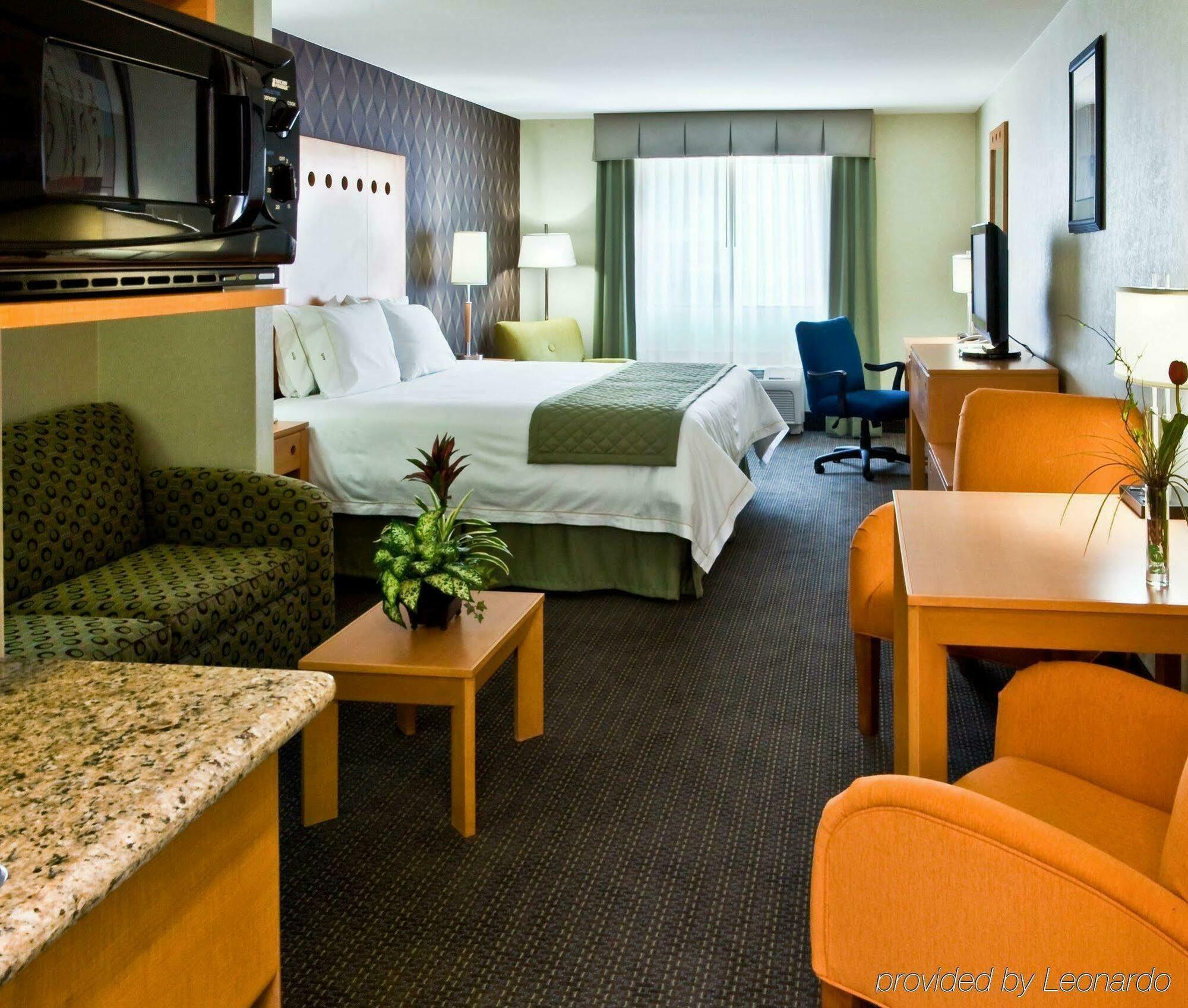Holiday Inn Express & Suites Monterrey Aeropuerto By Ihg Apodaca Стая снимка