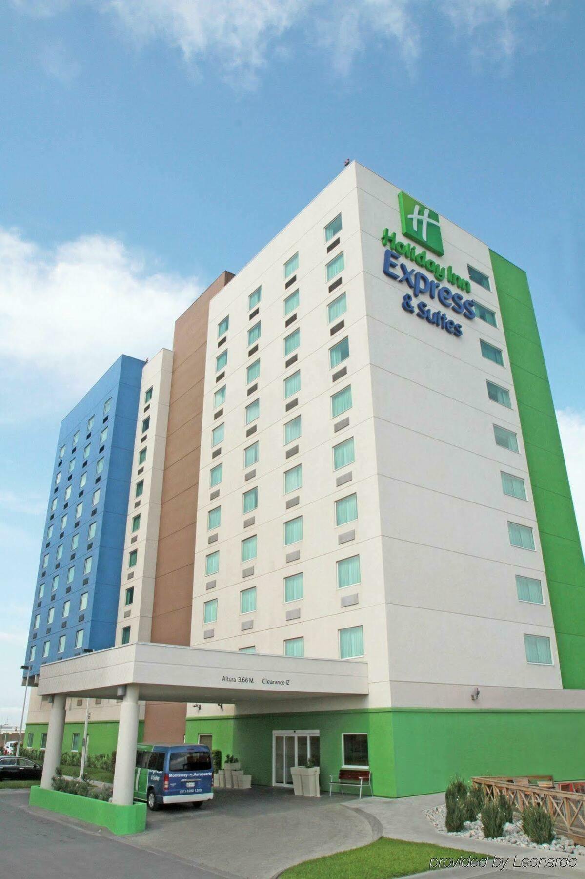 Holiday Inn Express & Suites Monterrey Aeropuerto By Ihg Apodaca Екстериор снимка