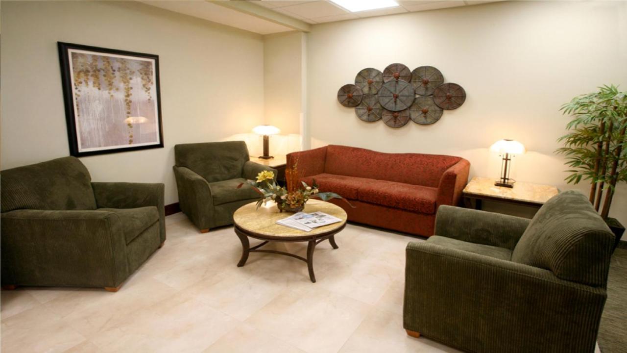 Holiday Inn Express & Suites Monterrey Aeropuerto By Ihg Apodaca Екстериор снимка
