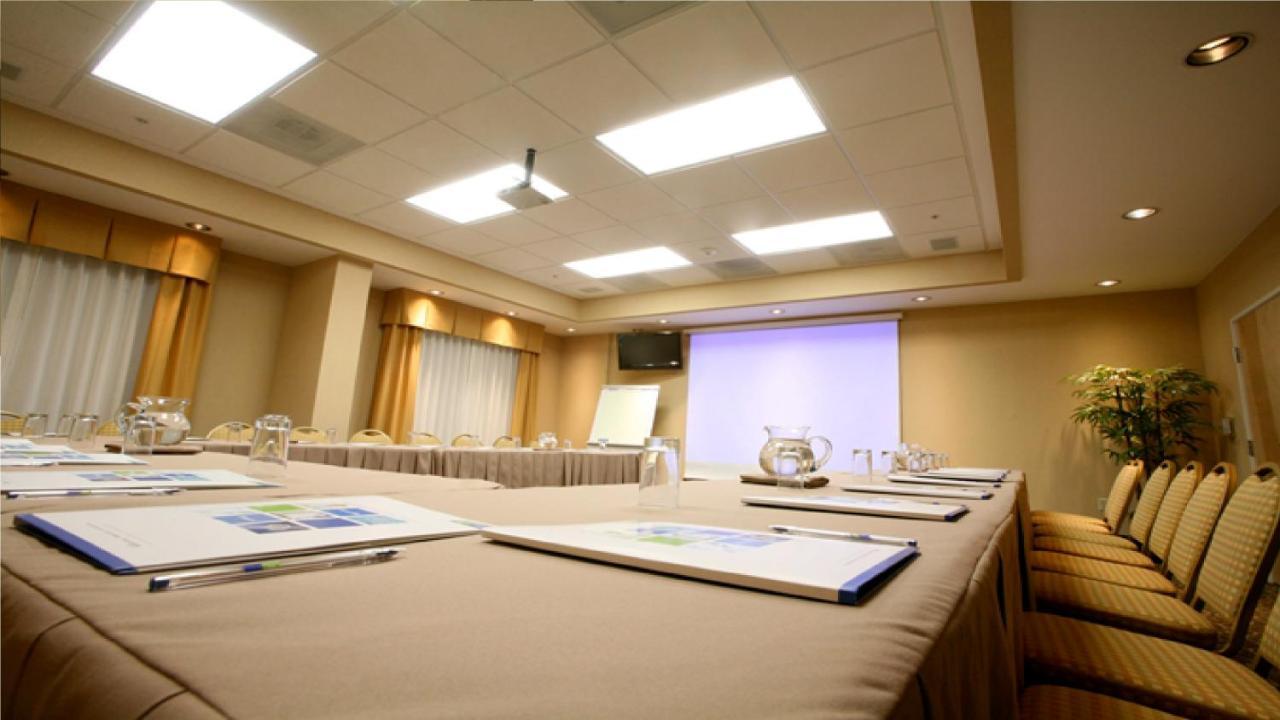 Holiday Inn Express & Suites Monterrey Aeropuerto By Ihg Apodaca Екстериор снимка